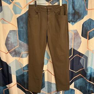 Vuori Meta Pants Dark Oregano size 32